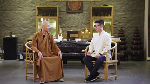 寺院能不能商业化？公益、香火与规范的边界｜源慧法师第四集