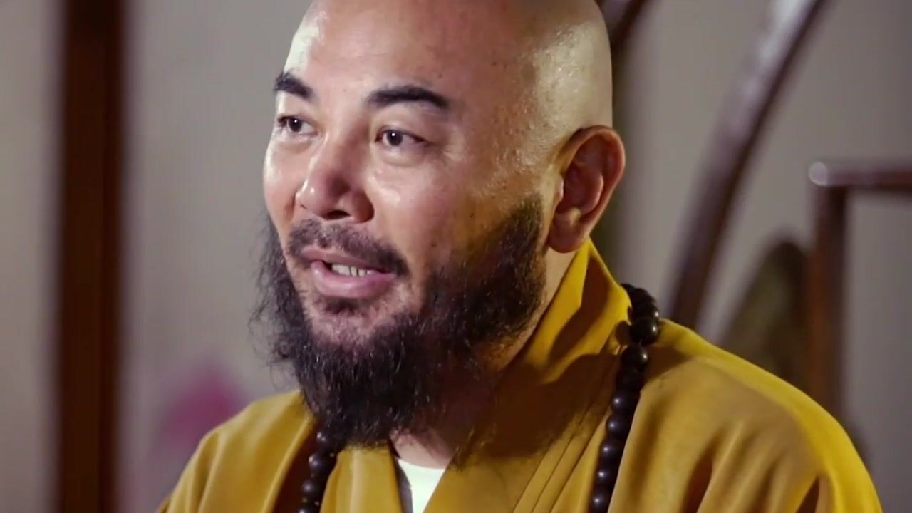 每个人都有千百亿化身——万行法师