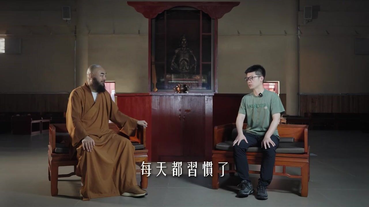 过渡依赖AI求解是否会逐渐失去自我？——万行法师